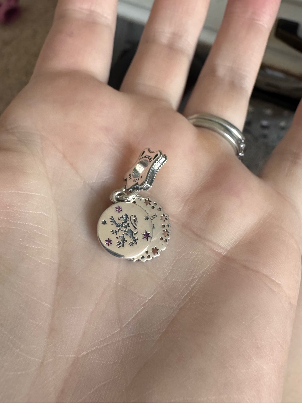 New Pandora Harry Potter Gryffindor Charm - Picture 6 of 6